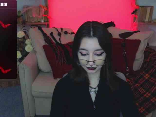 MistressMarcelline webcam