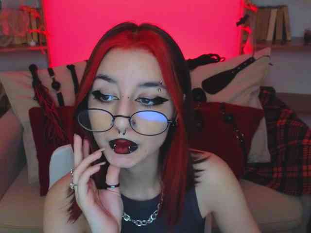 MistressMarcelline bongacams