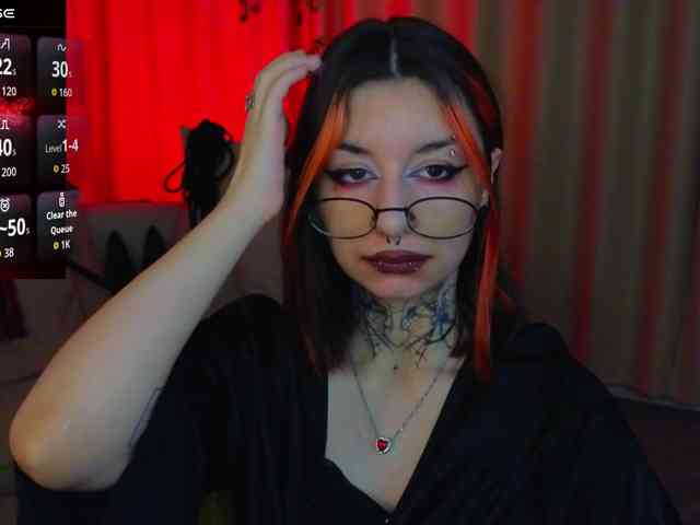 MistressMarcelline webcam