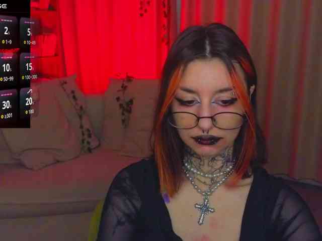 MistressMarcelline webcam