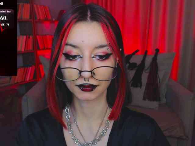 MistressMarcelline webcam