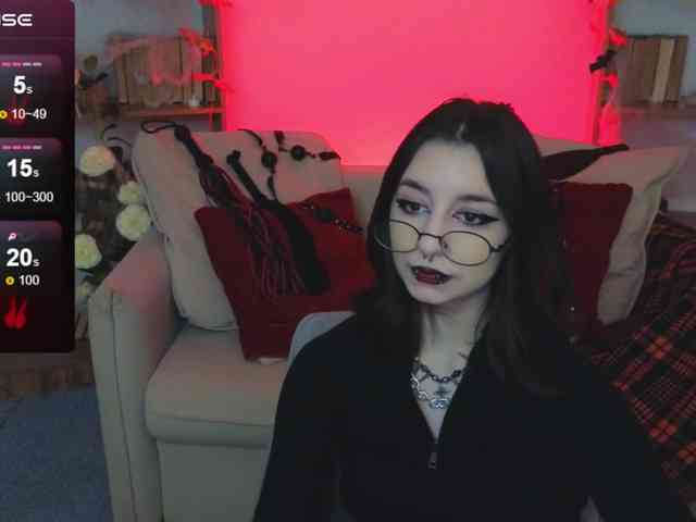 MistressMarcelline webcam