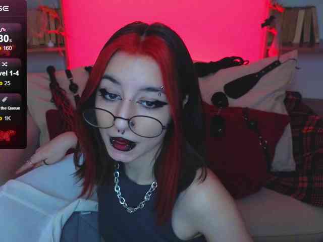 MistressMarcelline webcam