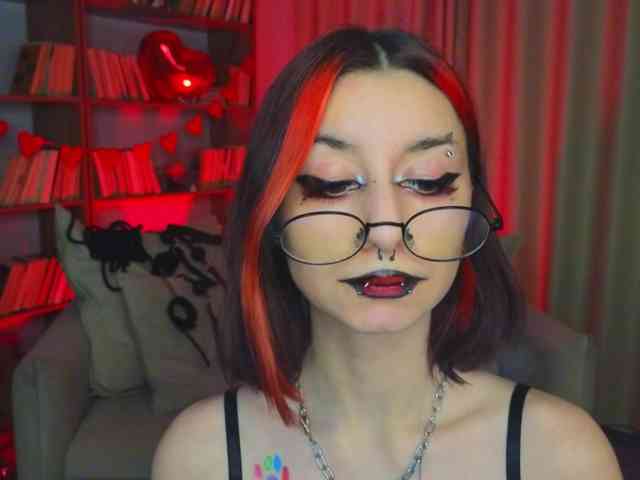 MistressMarcelline webcam