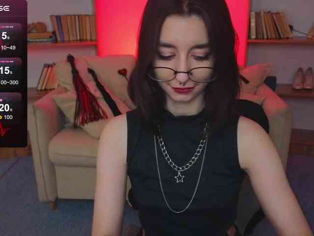 MistressMarcelline webcam