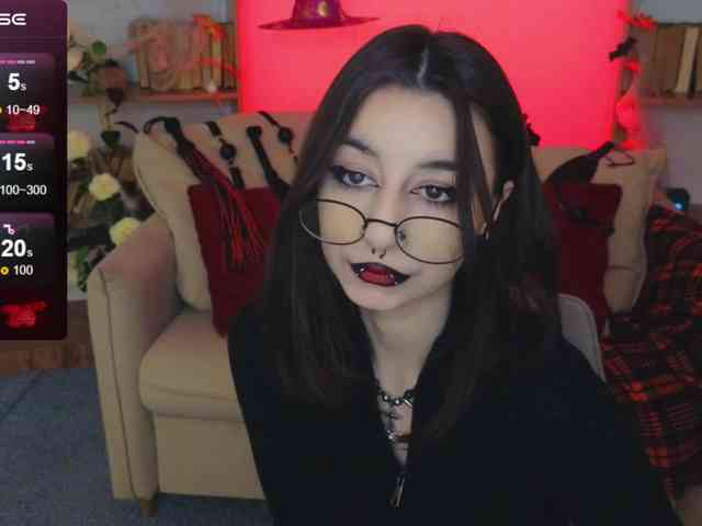 MistressMarcelline webcam