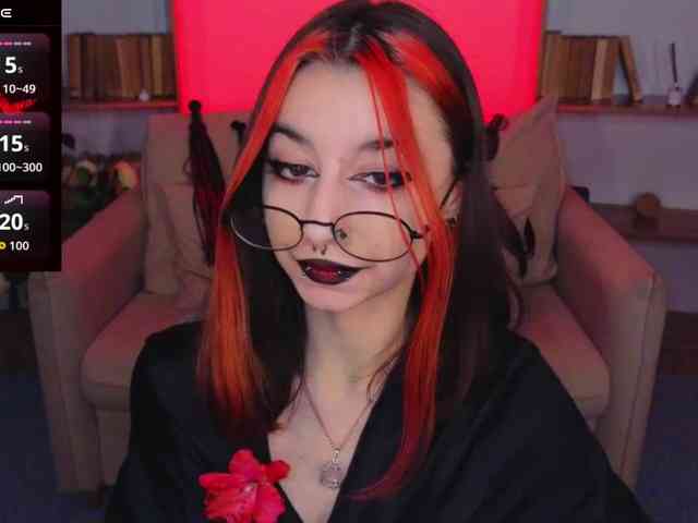 MistressMarcelline webcam