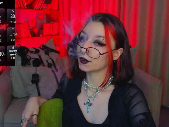 MistressMarcelline webcam