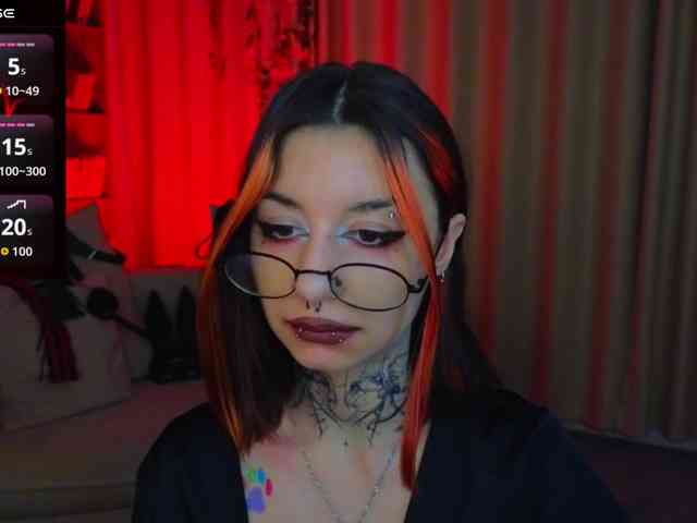 MistressMarcelline webcam