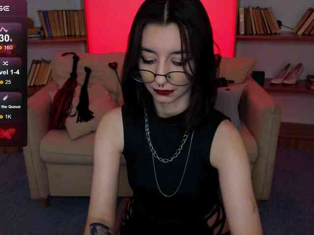MistressMarcelline webcam