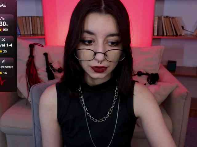 MistressMarcelline webcam