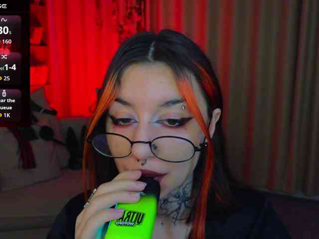 MistressMarcelline webcam