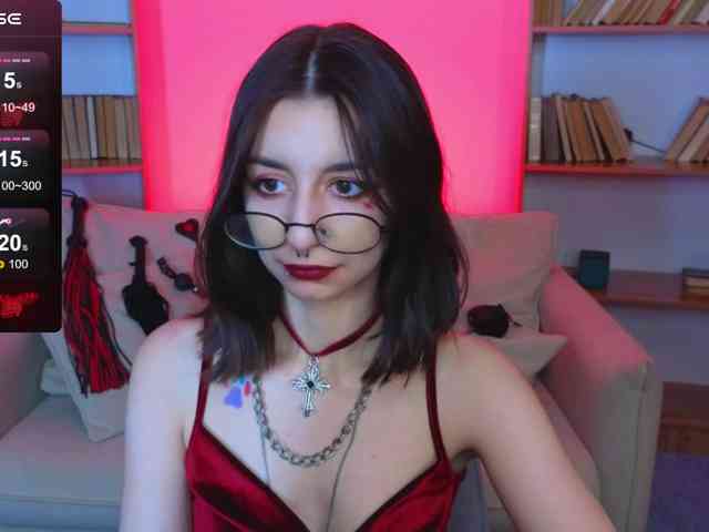 MistressMarcelline webcam