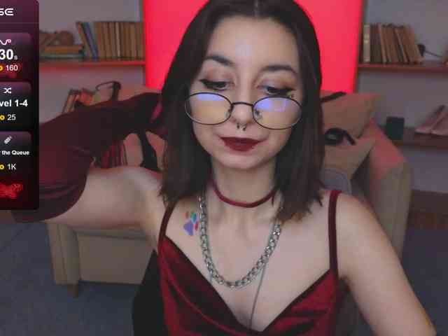 MistressMarcelline webcam