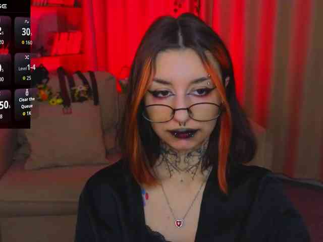 MistressMarcelline webcam