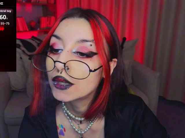 MistressMarcelline webcam