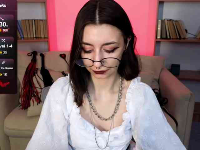 MistressMarcelline webcam