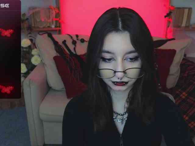 MistressMarcelline webcam