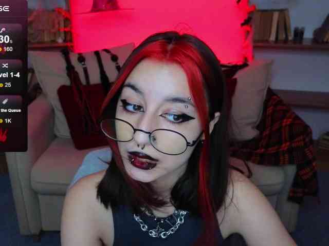 MistressMarcelline webcam