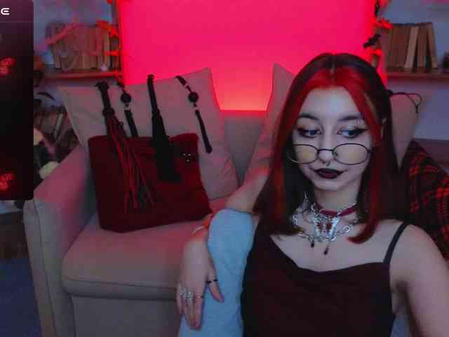 MistressMarcelline webcam