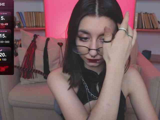 MistressMarcelline webcam