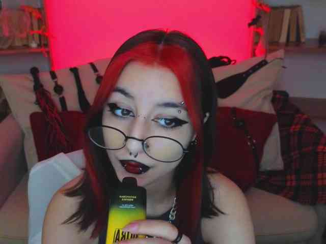 MistressMarcelline webcam