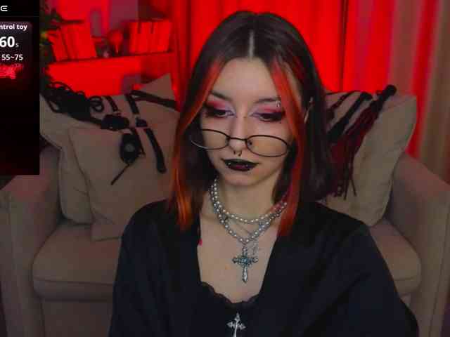 MistressMarcelline webcam