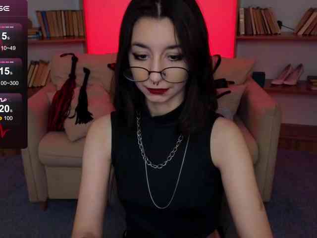 MistressMarcelline webcam
