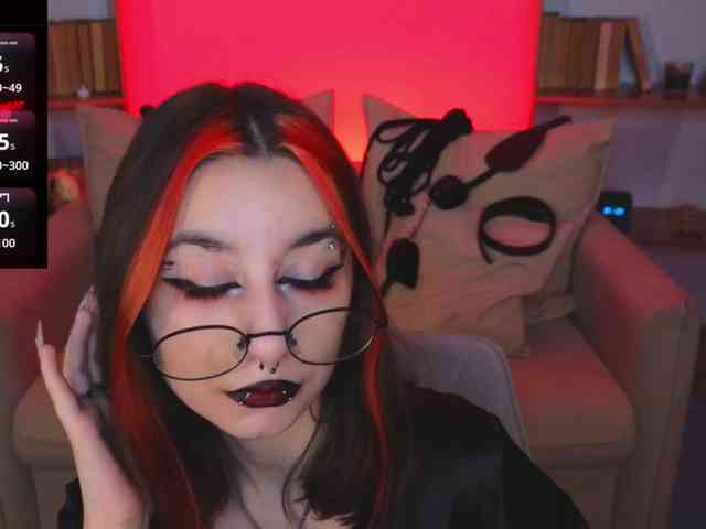 MistressMarcelline webcam