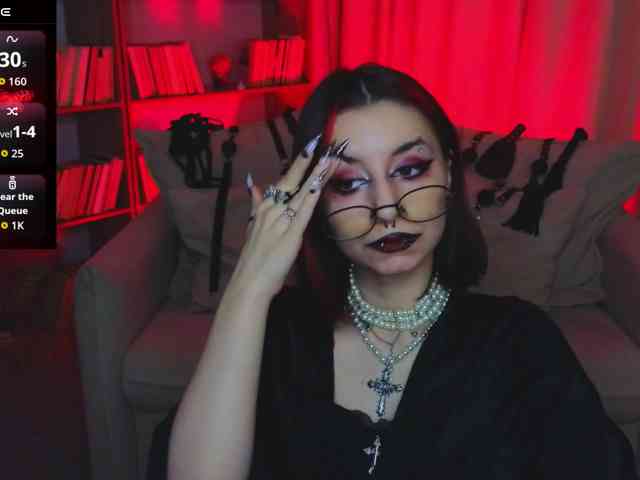 MistressMarcelline webcam