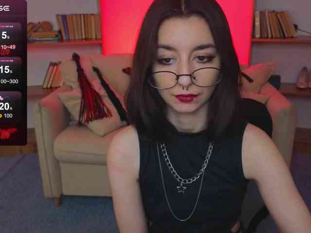 MistressMarcelline webcam