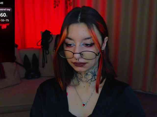 MistressMarcelline webcam