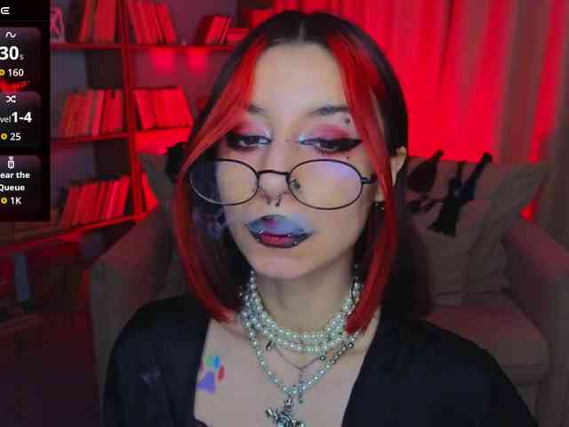 MistressMarcelline webcam