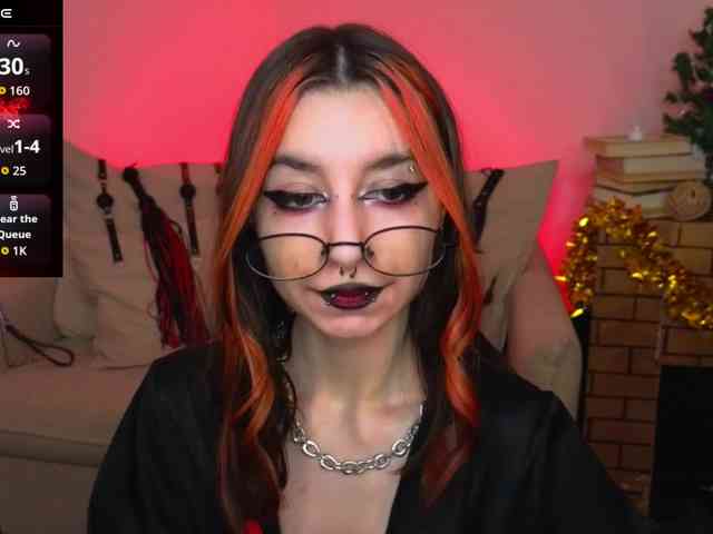 MistressMarcelline webcam