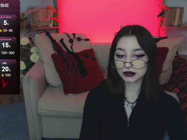 MistressMarcelline webcam