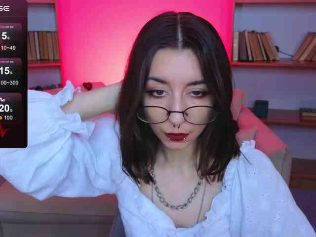 MistressMarcelline webcam