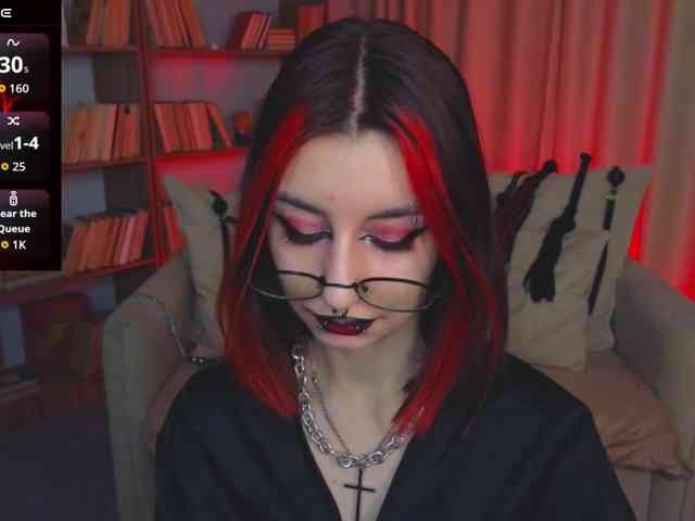 MistressMarcelline webcam