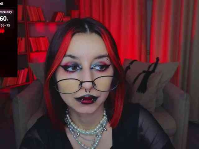 MistressMarcelline webcam