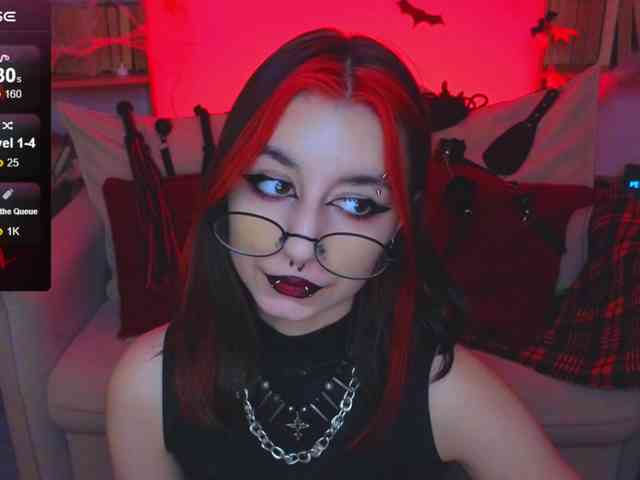 MistressMarcelline webcam