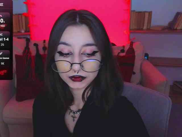 MistressMarcelline webcam