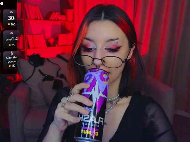 MistressMarcelline webcam