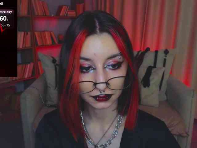 MistressMarcelline webcam