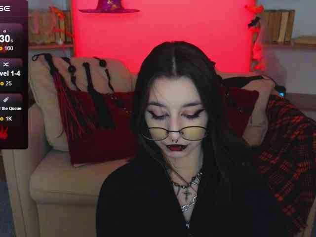 MistressMarcelline webcam