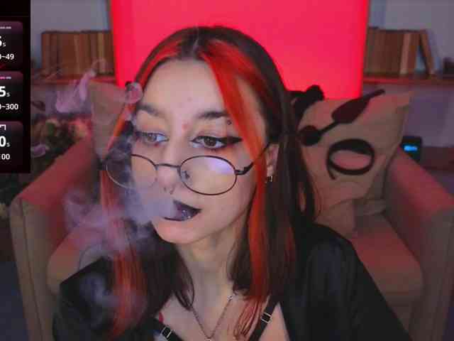 MistressMarcelline webcam