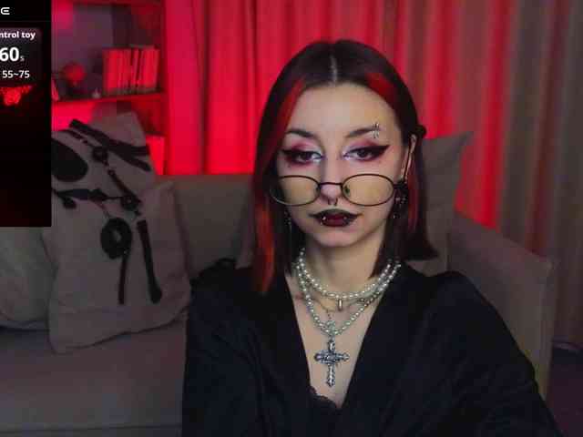 MistressMarcelline webcam