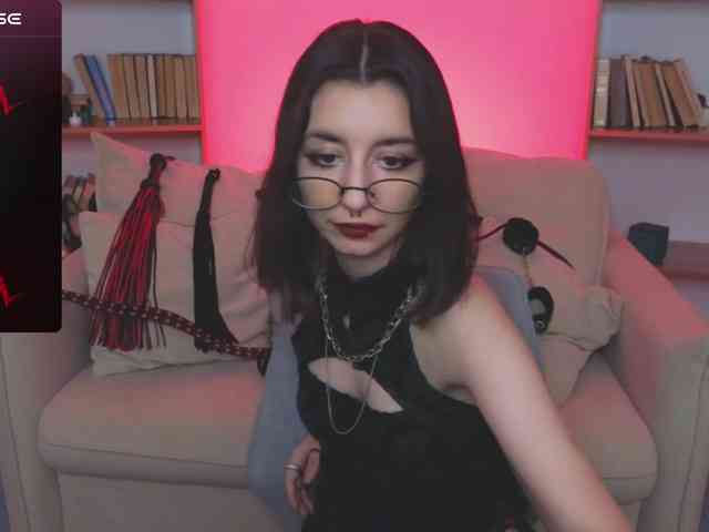 MistressMarcelline webcam