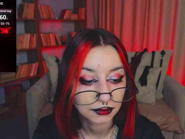 MistressMarcelline webcam