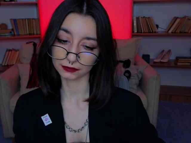 MistressMarcelline webcam