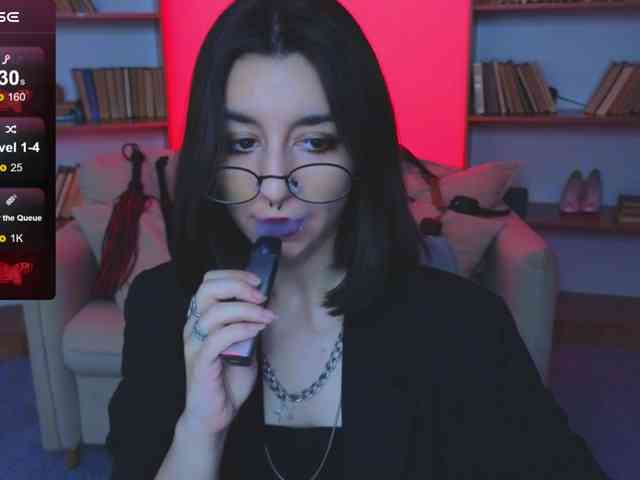 MistressMarcelline webcam