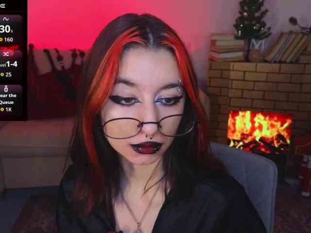 MistressMarcelline webcam